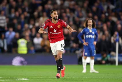El Chelsea vuelve a quedar frustrado tras la victoria del Manchester United en un partido crucial.