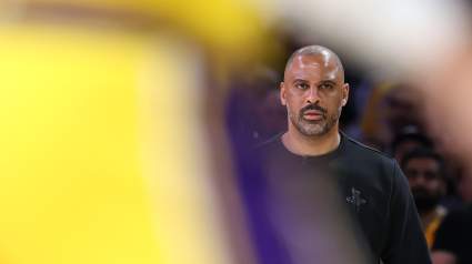 Ime Udoka reacciona al regreso de Austin Reaves de los Lakers en el quinto partido.