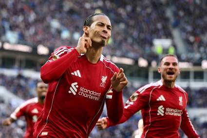 El partido entre Everton y Liverpool termina en un colapso en los últimos minutos en el New Stadium.
