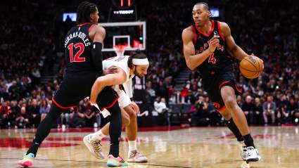 Scottie Barnes elogia al novato Collin-Murray Boyles: "Es increíble".