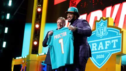 Los Dolphins seleccionan a Kadyn Proctor en el Draft: Todo lo que necesitas saber