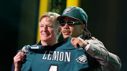Un exejecutivo de los Eagles critica a los Steelers por el incidente telefónico de Makai Lemon.