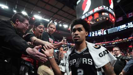 Dylan Harper, de los Spurs, hace historia en la NBA con la victoria en el tercer partido contra los Blazers.