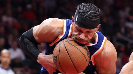 Los Knicks reciben una preocupante actualización sobre la lesión de Josh Hart antes del sexto partido contra los Hawks.