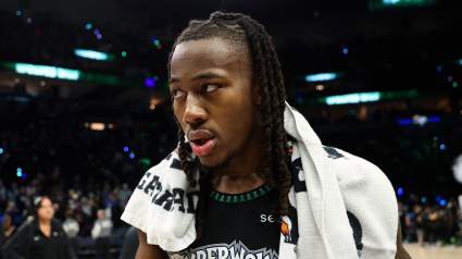 Los Timberwolves anuncian noticias importantes sobre Ayo Dosunmu antes del sexto partido contra los Nuggets.