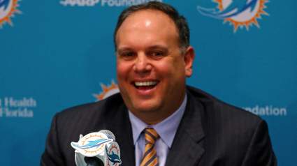 El ex gerente general dice que el novato de los Steelers "da la talla".
