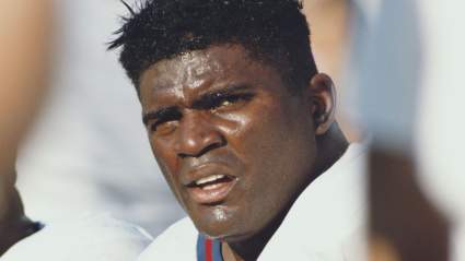 Informe: Lawrence Taylor, leyenda de los Giants, sufre una emergencia médica.