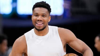 Las esperanzas de los Lakers de traspasar a Giannis Antetokounmpo se ven empapadas por el agua fría.