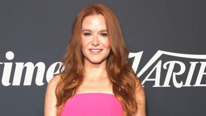 Sarah Drew protagonizará una película de Lifetime inspirada en una poderosa pareja de la música country.