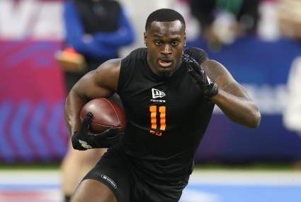 Comandantes, posible objetivo del reclutamiento, elogian su mentalidad de "jugador sin beca".