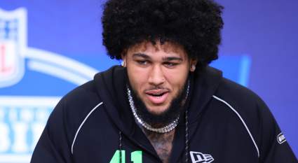 El radar de los Chiefs para el Draft de la NFL incluye a un popular titular de 1,98 m: Insider