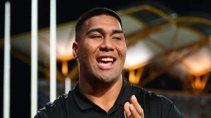 El joven de los Raiders, de 1,98 m y 170 kg, cambiará de posición bajo el nuevo régimen.