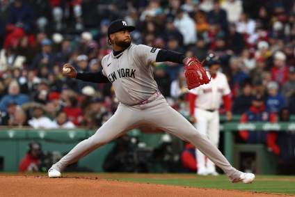 Luis Gil de los Yankees deja sin opciones a los Red Sox