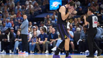 Un analista de la NBA critica duramente a los Lakers tras su aplastante derrota ante los Thunder.