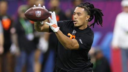 Los Steelers no dejarán pasar al receptor "talentoso" si cae en el draft: Informe