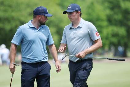 Los hermanos Fitzpatrick escalan posiciones en la clasificación del Zurich Classic.