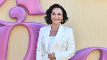 Shirley Ballas celebra su participación como jurado junto a su hijo Mark Ballas en el programa derivado de DWTS: "Un sueño hecho realidad".