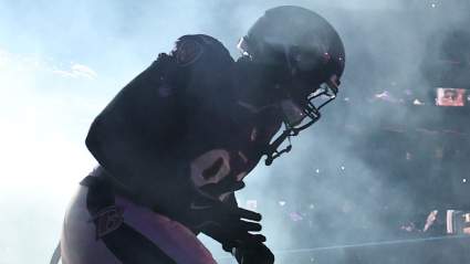 Ex estrella de Texas A&M, tackle defensivo, recibe noticias importantes sobre su lesión.