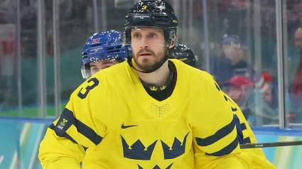 Los Maple Leafs podrían traspasar a un defensa, y no se trata de Reilly.