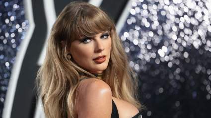Taylor Swift anuncia una nueva medida legal para proteger su carrera.