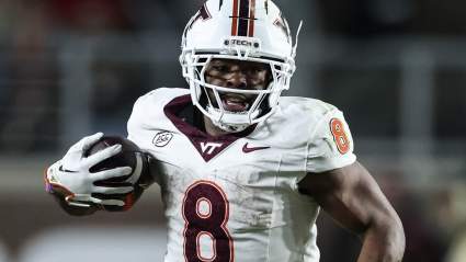 Los Chiefs fichan al corredor más escurridizo de la historia del fútbol americano universitario como agente libre no drafteado: Informe