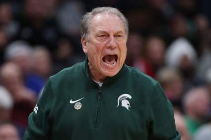 El entrenador en jefe de Michigan State, Tom Izzo, hace una sorprendente declaración sobre la NBA.