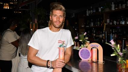 Kyle Cooke habla abiertamente sobre las dificultades financieras de Loverboy y el apoyo de los fans.