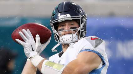Según una fuente interna, los Titans podrían traspasar a su mariscal de campo, cuyo contrato asciende a 9,54 millones de dólares.