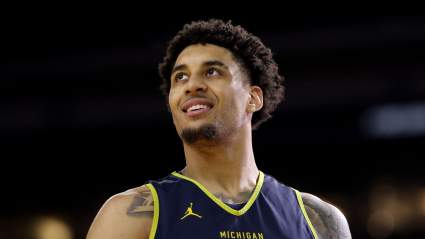 Yaxel Lendeborg, de Michigan, le da crédito a su madre, Yissel Raposo, por salvarle la vida.