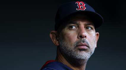 Alex Cora responde con lenguaje explícito a la petición de que renuncie como mánager de los Red Sox.