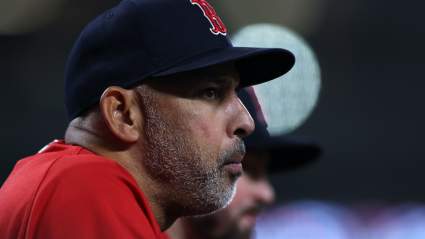 Los Red Sox despiden a Alex Cora: Los jugadores reaccionan con dureza ante la sorprendente decisión.