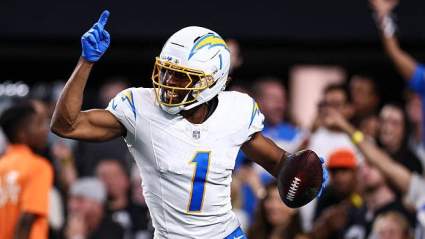 Los Chargers toman una decisión importante sobre Quentin Johnston tras el Draft.