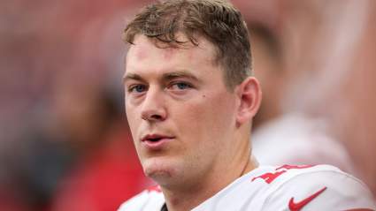Idea de intercambio de un exjugador de los 49ers: Ofrecer a Mac Jones en un paquete para subir posiciones en el Draft de la NFL.