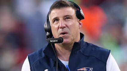 Los Patriots se enfrentan a la decisión de despedir a Mike Vrabel mientras el escándalo de Russini genera controversia.