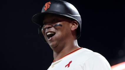A Rafael Devers, de los Giants, todavía se le deben 226 millones de dólares en medio de un comienzo brutal.