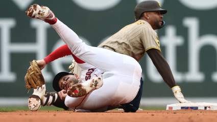 Los Red Sox hacen historia tras una fea derrota por 8-6 ante los Padres.
