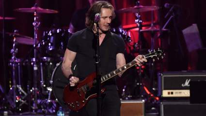 Rick Springfield relata el susto que se llevó tras una visita inesperada a urgencias.