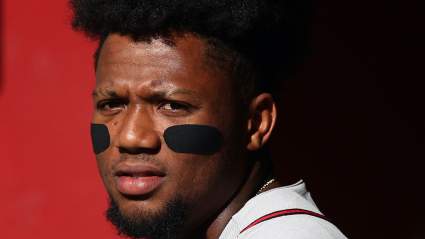 Los Bravos de Atlanta reciben una actualización esperanzadora sobre la lesión de Ronald Acuña Jr. tras su salida del partido.