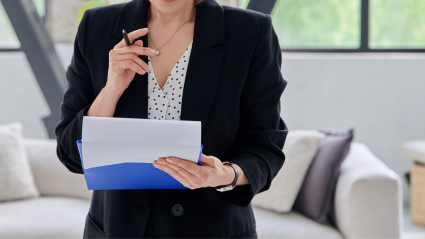 VER: Periodista estadounidense SECUESTRADA en Irak en imágenes aterradoras