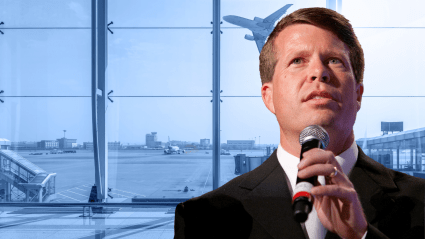 FOTOS: Joseph y Jim Bob Duggar fueron vistos regresando a casa desde el aeropuerto de Florida tras una declaración sobre las "oraciones".