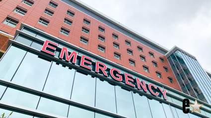 Icono de la música country sufre una fractura de cuello y es trasladado de urgencia al hospital.