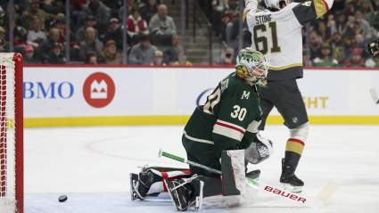 Los Minnesota Wild podrían alinear a Jesper Wallstedt como titular en el primer partido de los playoffs.