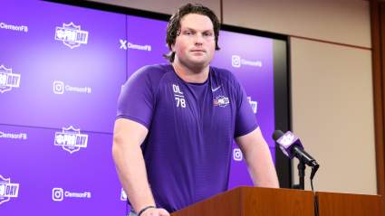 El gerente general de los Lions, Brad Holmes, envía un mensaje contundente sobre el novato Blake Miller.