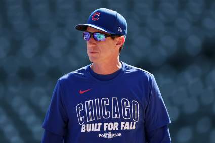 Los Cubs convocan a su segundo mejor prospecto en medio de problemas ofensivos.