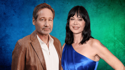 Catherine Bell comparte una foto de su "momento de fan" con la estrella de "Expediente X", David Duchovny.