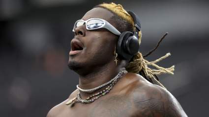 El ex ala cerrada David Njoku envía un mensaje a los Browns en la primera conferencia de prensa de los Chargers.