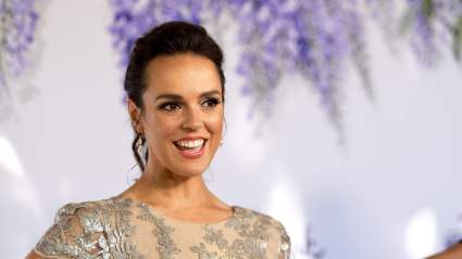 Erin Cahill reflexiona sobre su propia boda antes del estreno de 'Mom's the Bride'.