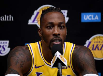El campeón de la NBA de Los Angeles Lakers, Dwight Howard, publica un emotivo mensaje.