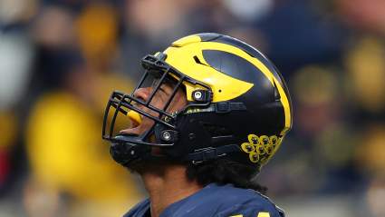 Los Raiders fichan a un exjugador destacado de Michigan en la agencia libre.