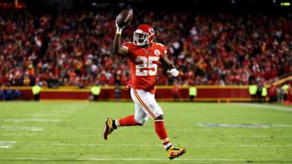 Andy Reid dice que los Chiefs tienen un corredor en su plantilla comparable a LeSean McCoy.